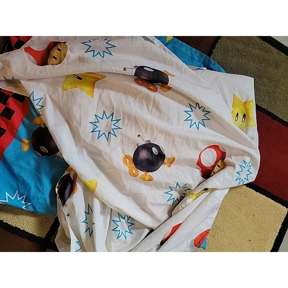 Offical NITENDO SUPER MARIO  Full Flat And Fitted Sheet Set.